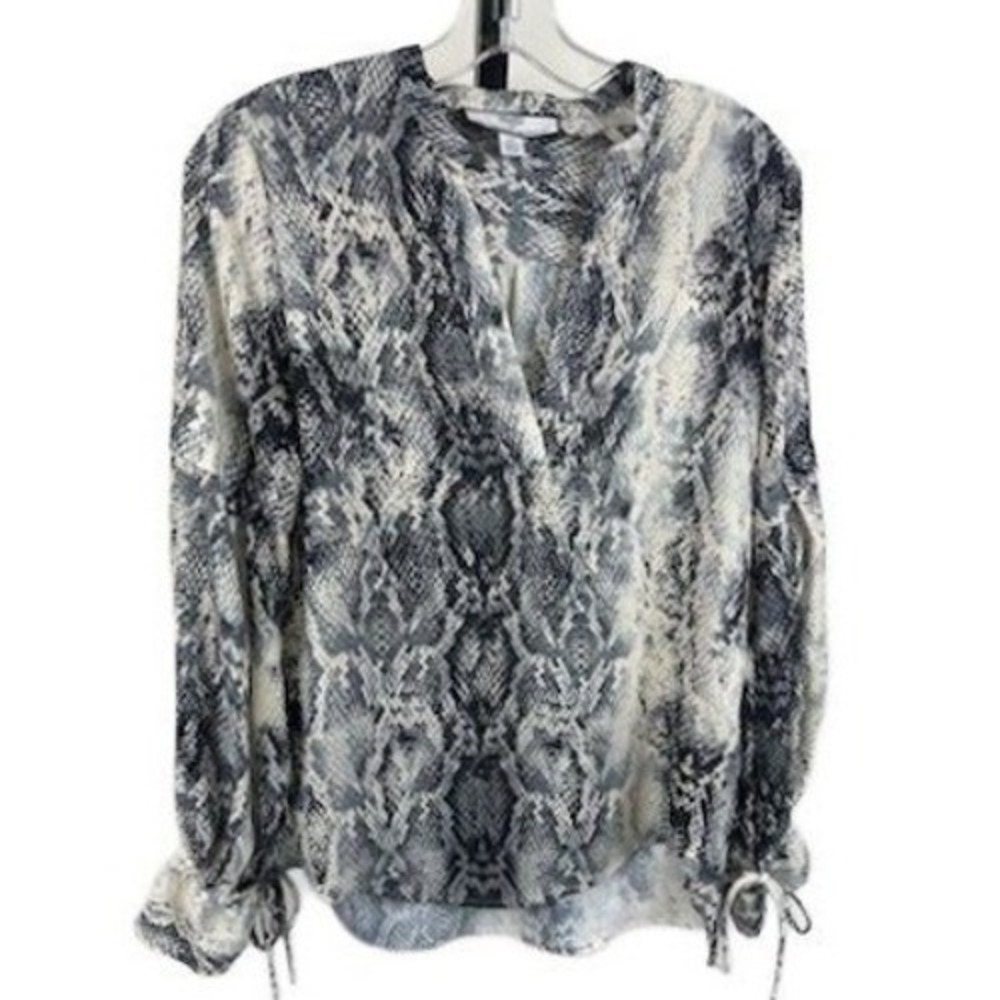 Hilary Radley Blouse Women's Size Small Petite Snakeskin Long Sleeve Tie Cuff PS